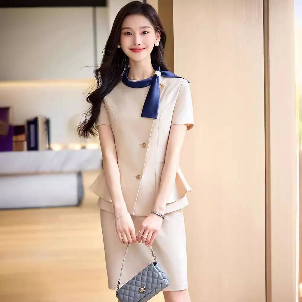 Blazer formali Stili uniformi  - Women Formal Wear For Interview recensione e prezzo